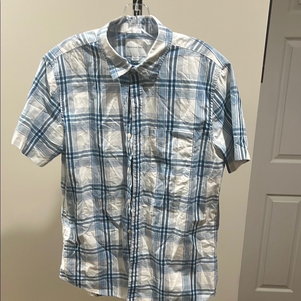 American Eagle Outfitters Blue and White Casual Button Down Shirt